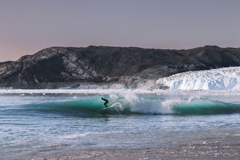 One-Shot-Surf-Greenland